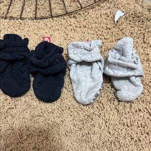 Unbranded Baby Walker Mittens - Black and Light Gray